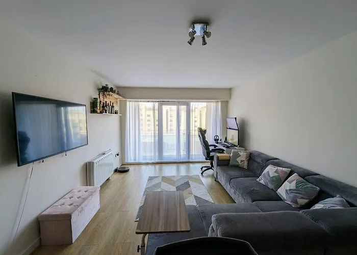 Family Friend & Smart Apartment